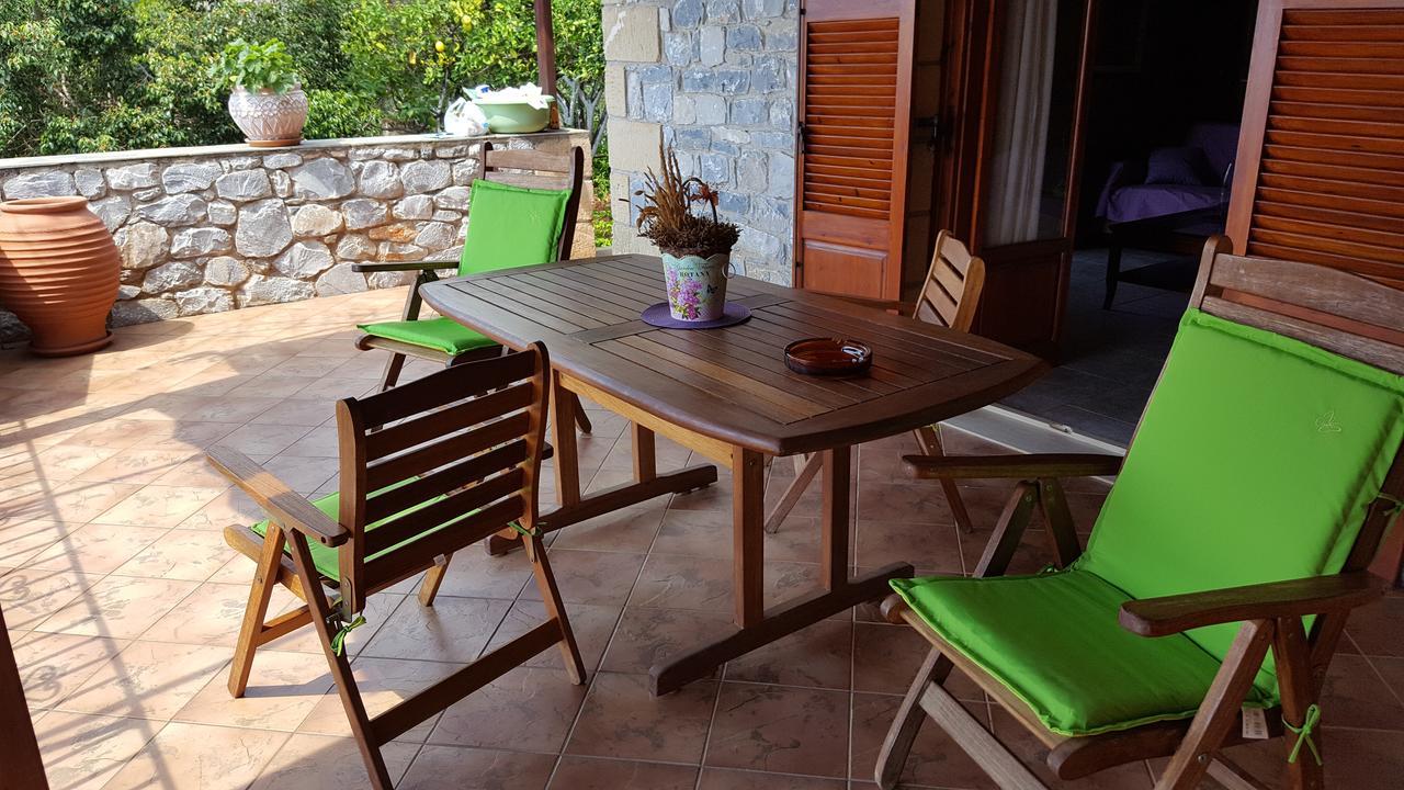 Villa Onar A Stone House With Amazing View Stoúpa Exterior foto
